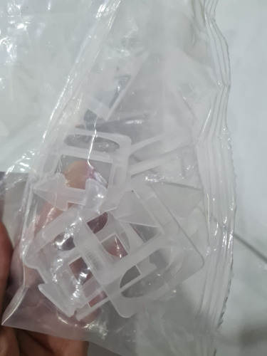 500 Clip Separador Nivelador Cerámica Porcelanato 2mm Blanco Blanco - Imagen 3